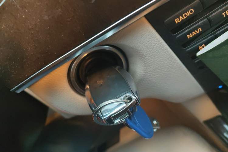 Used Mercedes-Benz E-Class 2014 E 260 L
