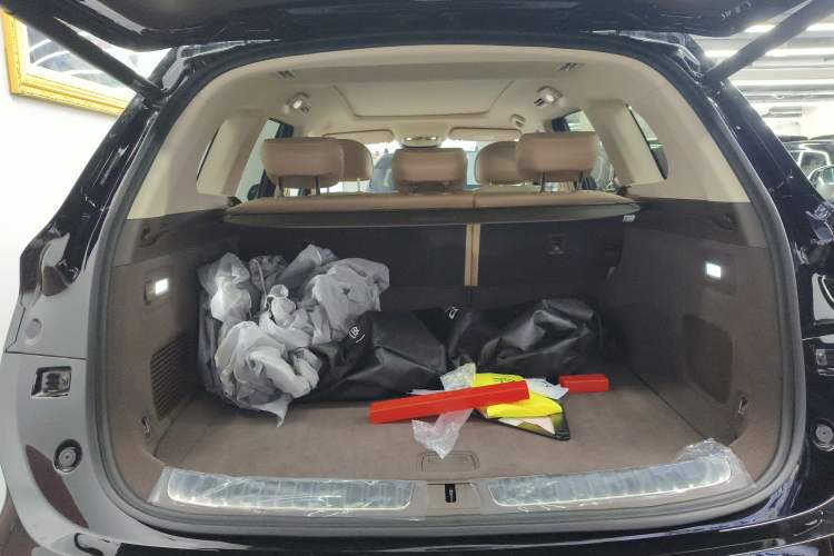 Used Hima AITO M7 2024 1.5T Intelligent Driving Rear-Drive Pro Version 5 Seats
