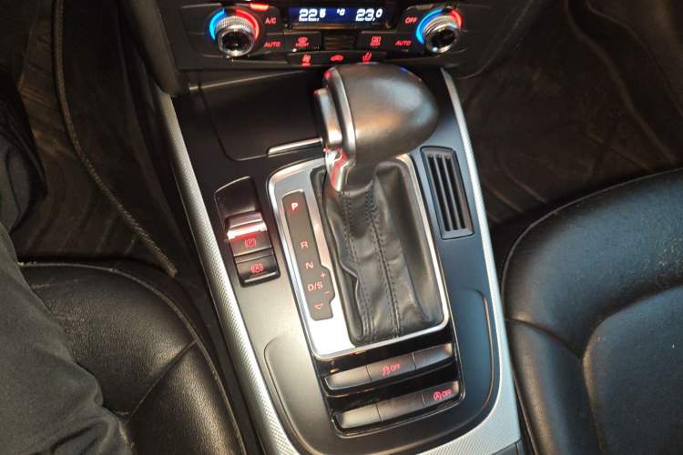 Used Audi A4L 2015 30 TFSI Automatic Comfort Model