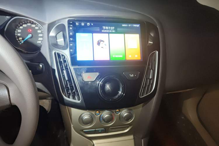 Used Ford Focus 2012 Sedan 1.6L Manual Comfort Model