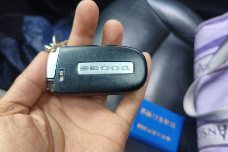 Used Dodge Journey 2013 2.4L Two-Wheel Drive Luxury Version