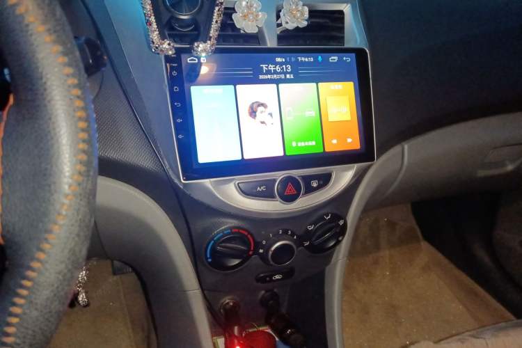 Used Hyundai Verna (older generation) 2014 1.4L Manual Smart GLS Trim