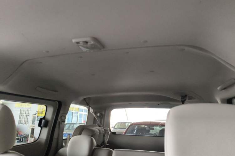 Used Nissan NV200 2016 Revised Version 1.6L CVT Luxury Edition
