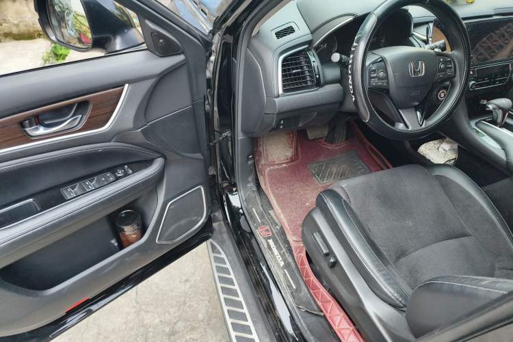 Used Honda Avancier 2019 240TURBO Two-Wheel Drive Elite Edition Driver Seat