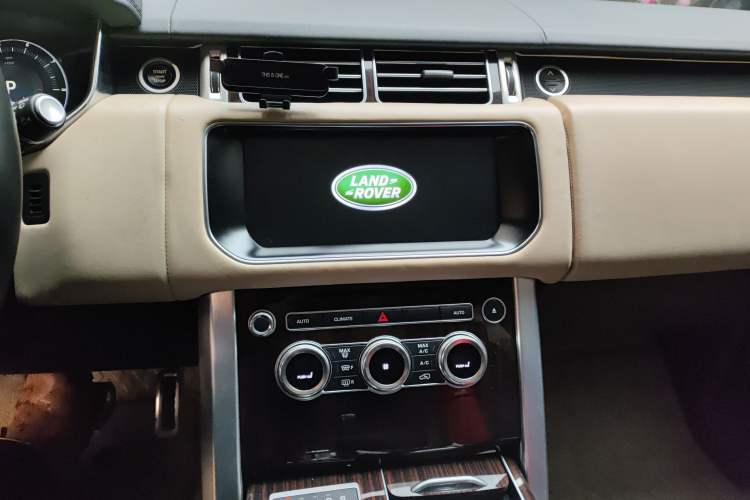 Used Land Rover Range Rover 2017 3.0 SC V6 Vogue