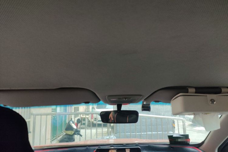 Used Baojun 510 2017 1.5L manual Comfort trim