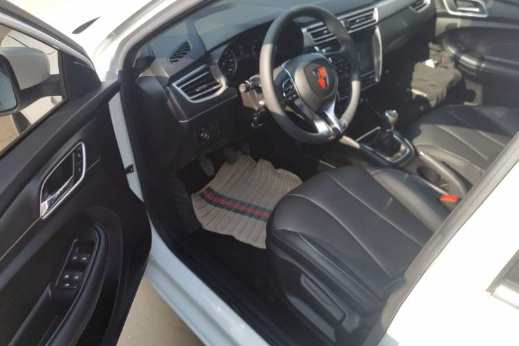 Used Roewe i5 2019 1.5L Manual 4G Connect Leehao Flagship Edition