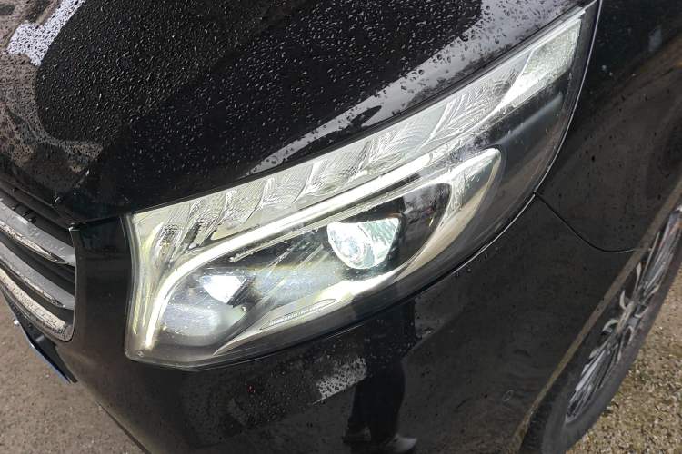 Used Mercedes-Benz V-Class 2018 V 260 L Prestige Extended Version China VI
