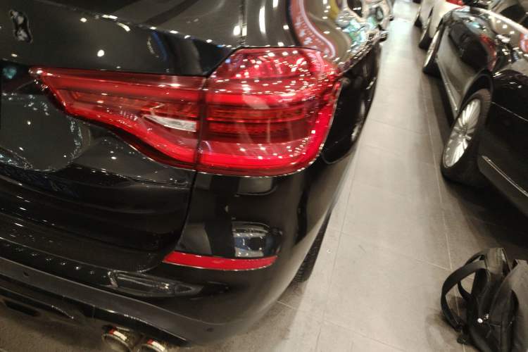 Used BMW X3 2018 xDrive28i Luxury Package China VI Emission Standard
