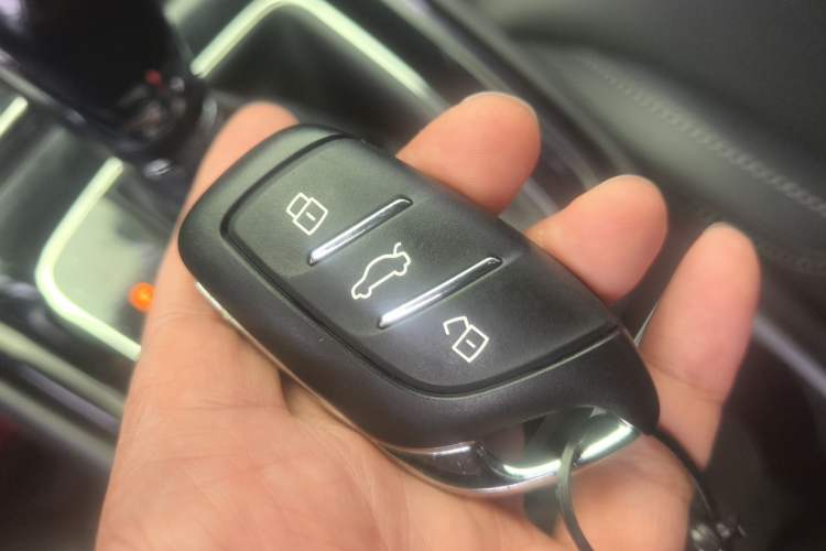 Used Roewe i5 2020 1.5L Automatic 4G Connect Luxury Flagship Edition