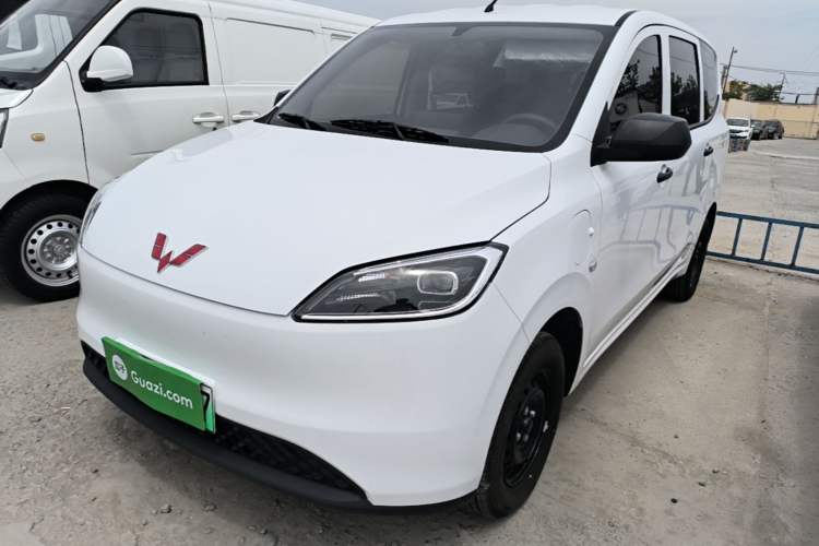 Used Wuling Hongguang New Energy 2024 All-Electric Model 300KM Standard Version