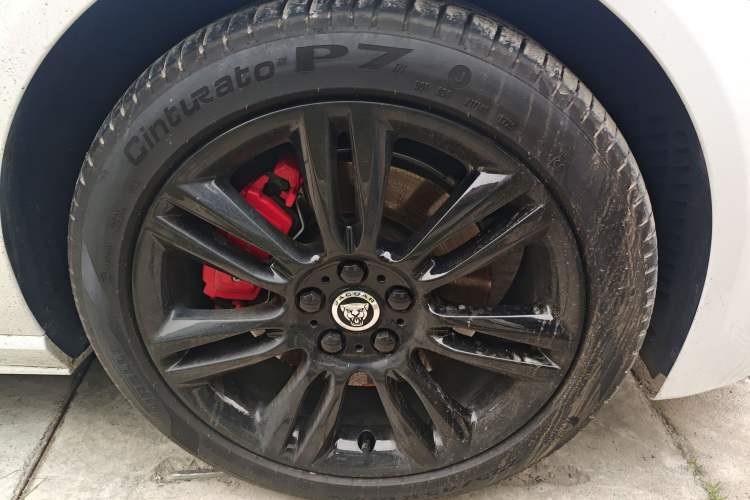 Used Jaguar XEL 2025 2.0T 250 PS R-DYNAMIC 90th Anniversary Edition