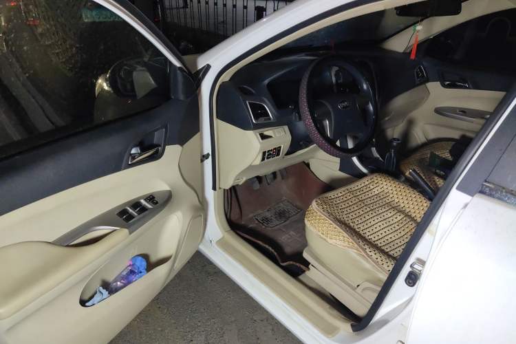 Used BYD F3 2015 Energy-Saving Edition 1.5L Manual Luxury Model