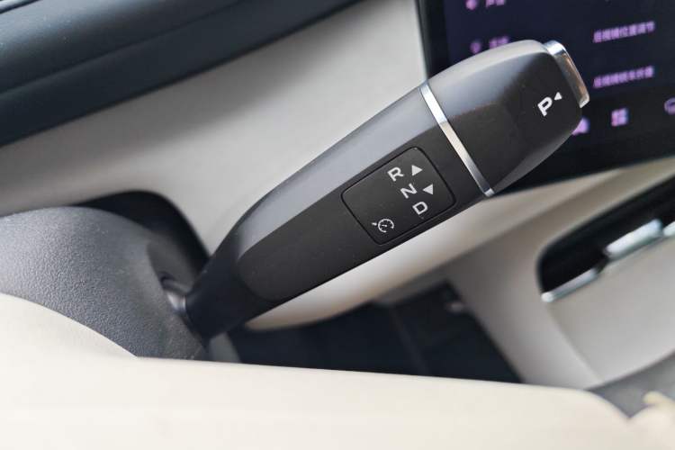 Used CHANGAN NEVO Q07 2025 215 Prestige Edition
