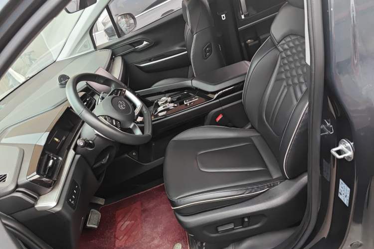 Used Hyundai Custo 2021 380TGDi Smart Love Flagship Edition TOP Premium Left Front Seat