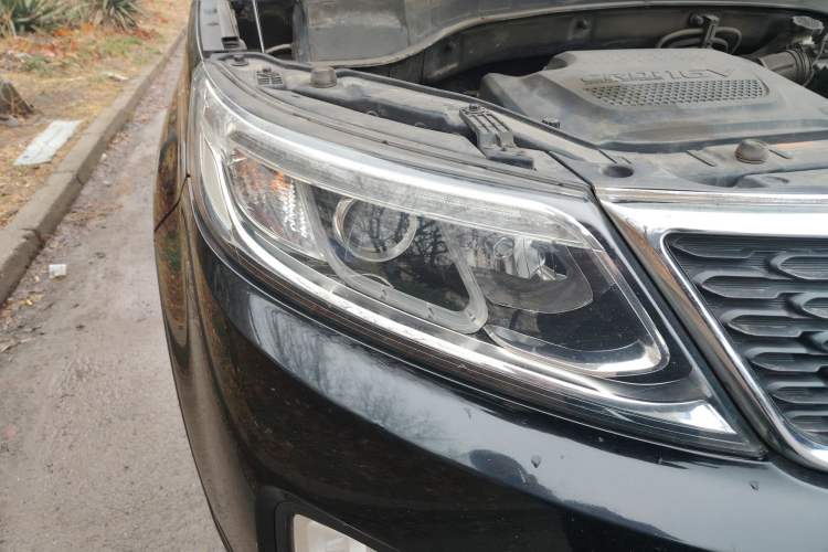 Used Kia Sorento 2013 2.2T 7-seat Diesel Luxury Edition Right Front Headlight