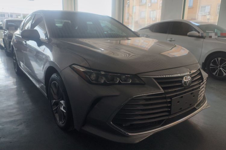 Used Toyota Avalon 2019 2.0L Luxury Edition China VI Standard Exterior 1