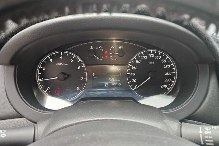 Used Nissan Tiida 2016 1.6L CVT Cool Dynamic Edition Instrument Cluster
