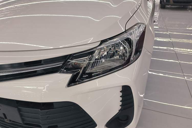 Used Toyota Vios 2021 1.5L CVT Innovation Edition Left Front Headlight