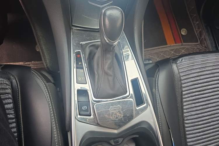 Used Cadillac SRX 2015 3.0L Comfort Version