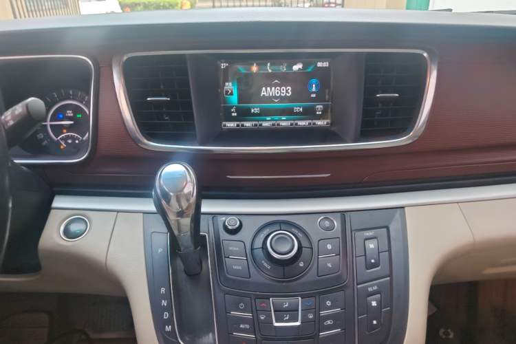 Used Buick GL8 2018 28T Luxury Model China VI Standard