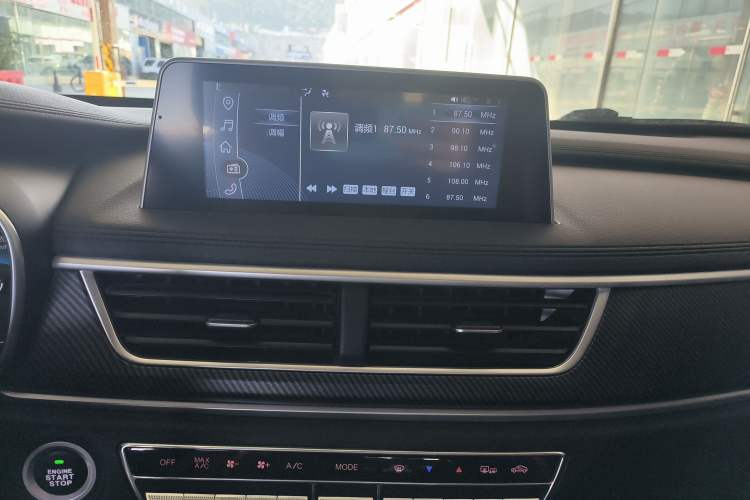 Used Dongfeng Fengon 580Pro 2020 220T Manual Yuling Edition