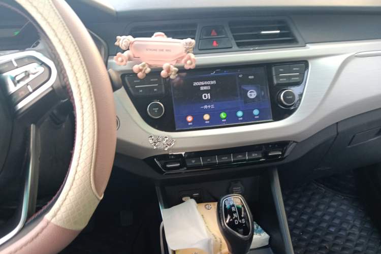 Used Geely Auto Vision X3 2019 Upgraded Model 1.5L CVT Elite Version
