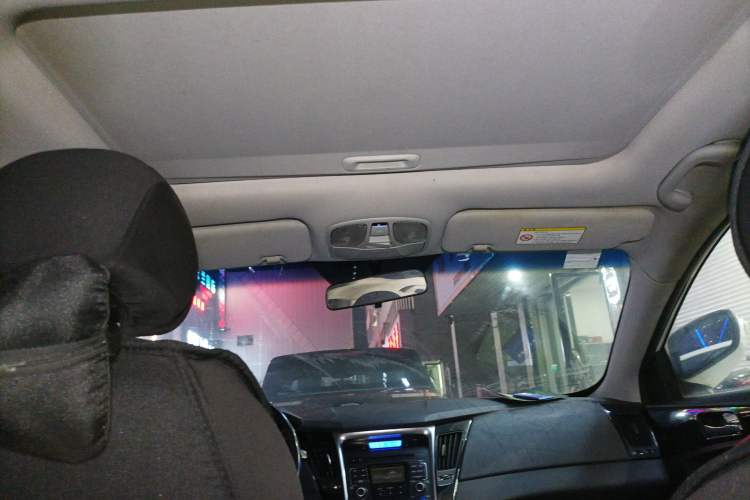 Used Hyundai Sonata 2014 2.0L Automatic Luxury Edition
