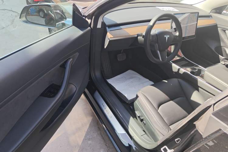 Used Tesla Model 3 2020 Revised Version Standard Range Rear-Wheel Drive – Upgraded Edition Driver Seat