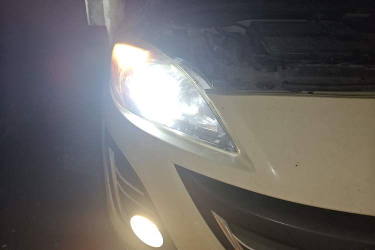 Used Mazda Mazda 3 2015 Sedan 1.6L Automatic Elite Model
