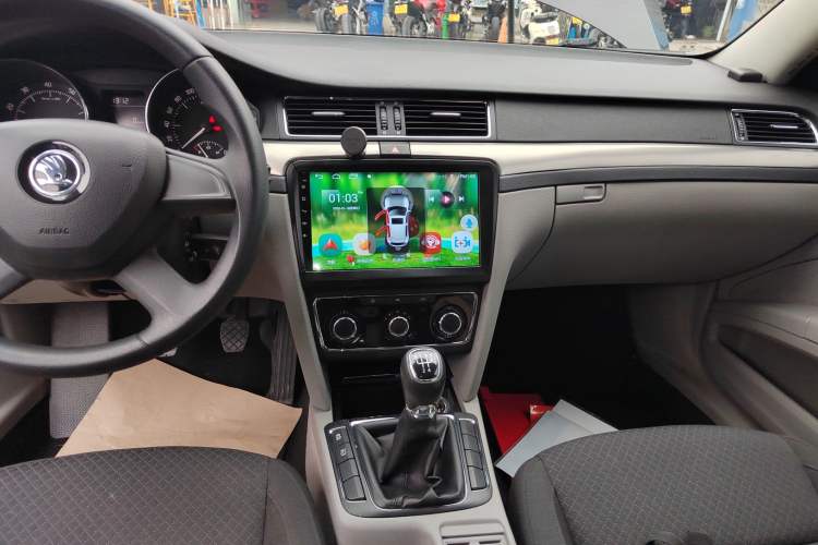 Used Skoda Superb 2015 1.8TSI Manual Shen Shi Edition
