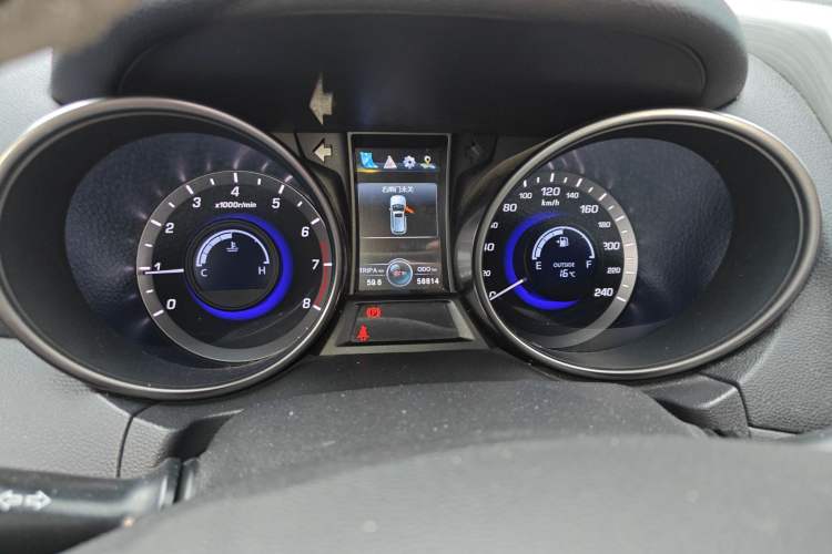 Used CHANGAN CS75 2017 Shangkui Edition 1.5T Manual Fengxiang Model
