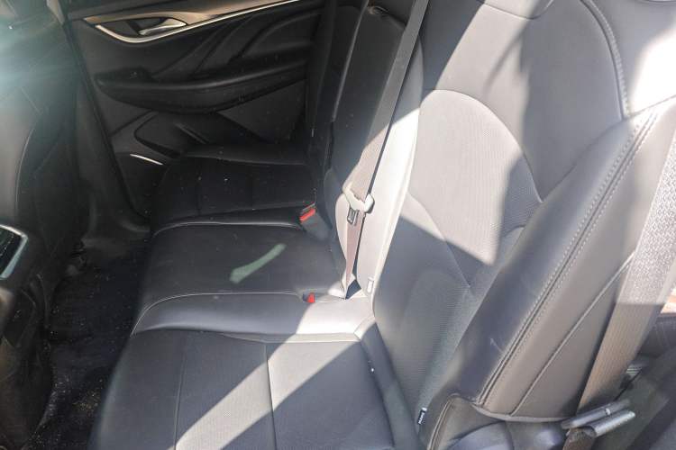 Used Buick Enclave 2020 28T Two-Wheel Drive Zhanqi Version