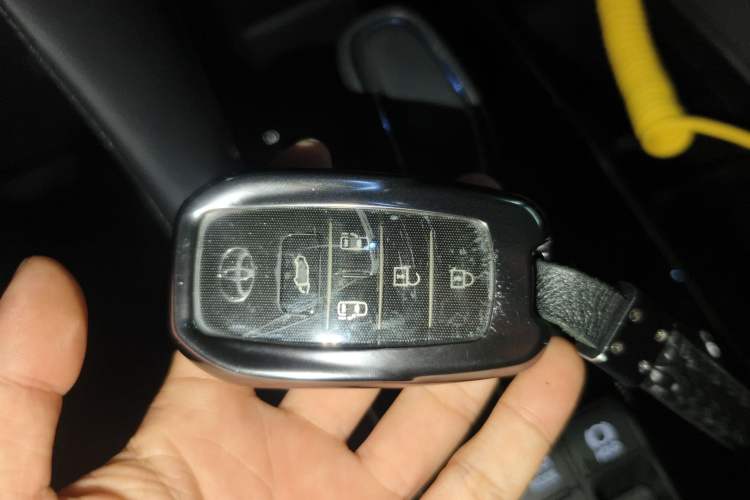 Used Toyota Vellfire 2024 Crown Dual-Engine 2.5L Ultimate Edition