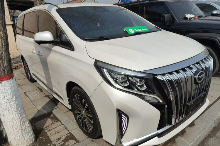 Used GAC Trumpchi M8 2023 Lingxiu Series 390T Ultimate Edition Front Right 45 Deg