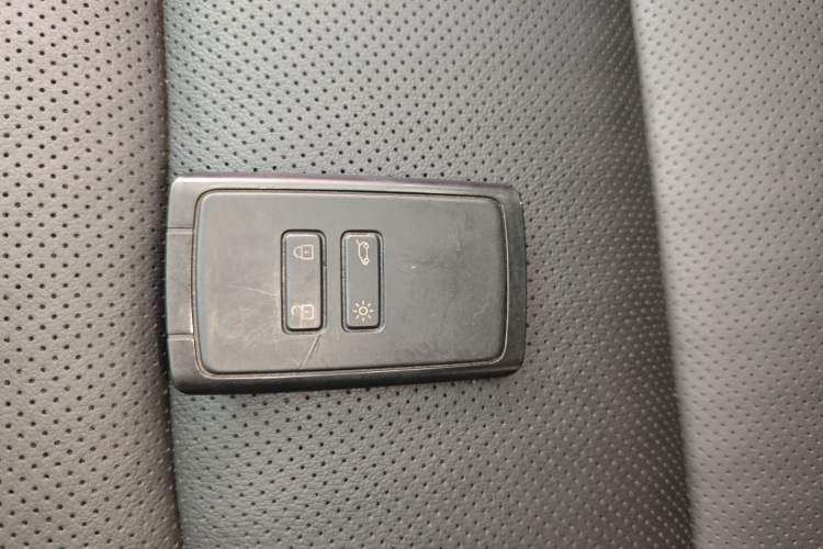 Used Renault Koleos 2017 2.0L Two-Wheel Drive Luxury Edition
