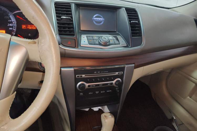 Used Nissan Teana 2008 2.0L XL Comfort Edition Audio And AC Panel