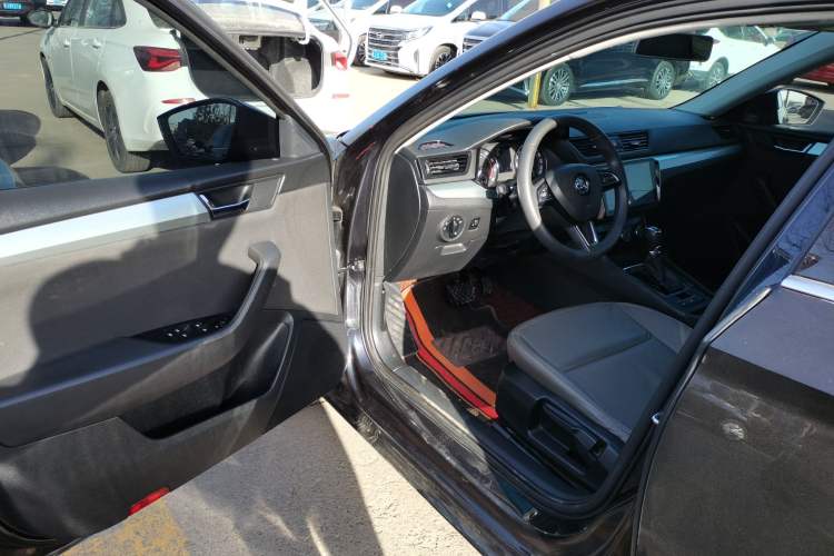 Used Skoda Superb 2016 TSI280 DSG Advanced Edition
