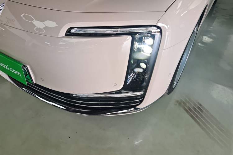 Used Hima S800 2025 Model, Range-Extended Starlight Executive Edition, 4 Seats