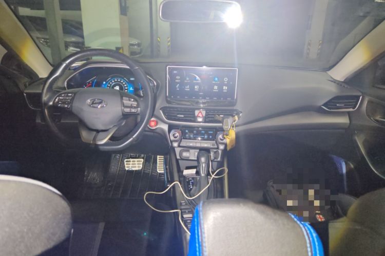 Used Hyundai Lafesta 2019 280TGDi Smart Speed Version China V Standard Center Console