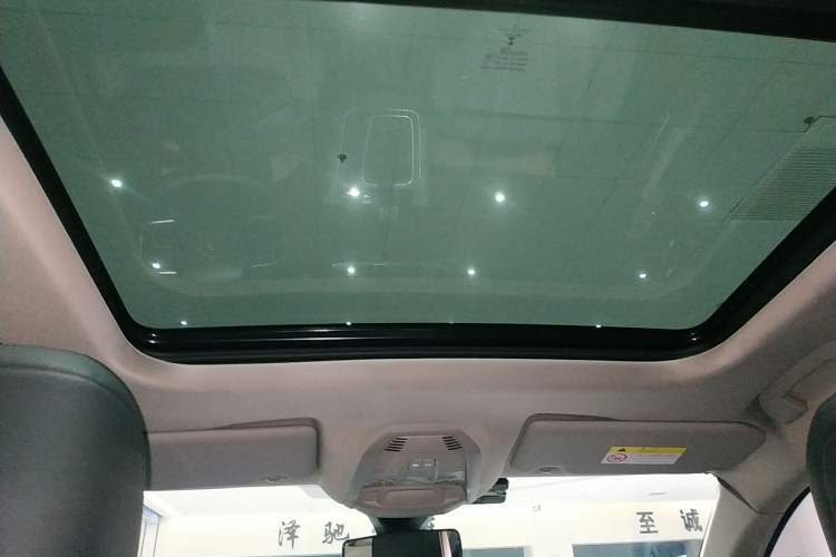 Used Citroen C5 AIRCROSS 2017 350THP Fashion Edition Headliner