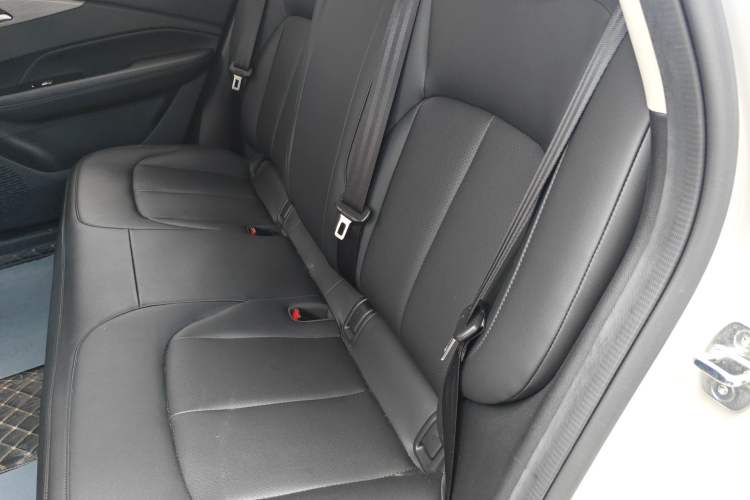 Used Wuling Xingguang 2023 150 Advanced Edition Left Rear Seat