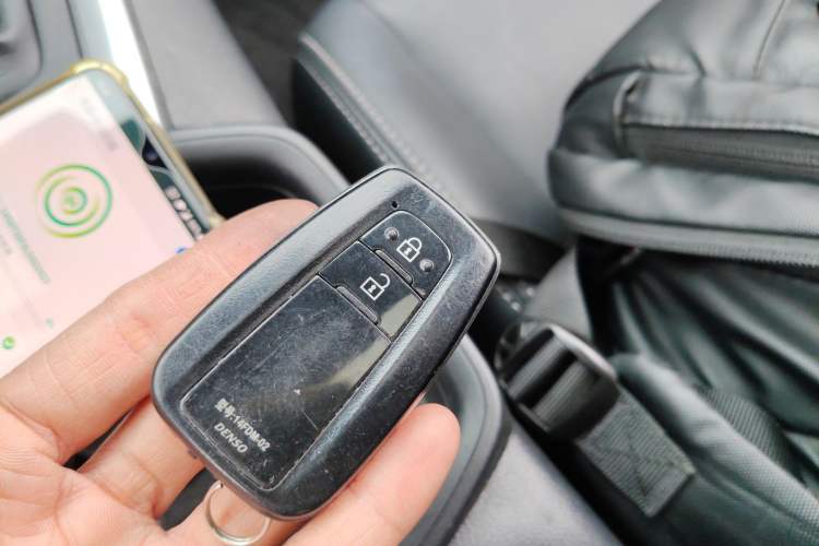 Used Toyota Wildlander 2020 Dual-Engine 2.5L E-CVT Two-Wheel Drive Luxury Edition