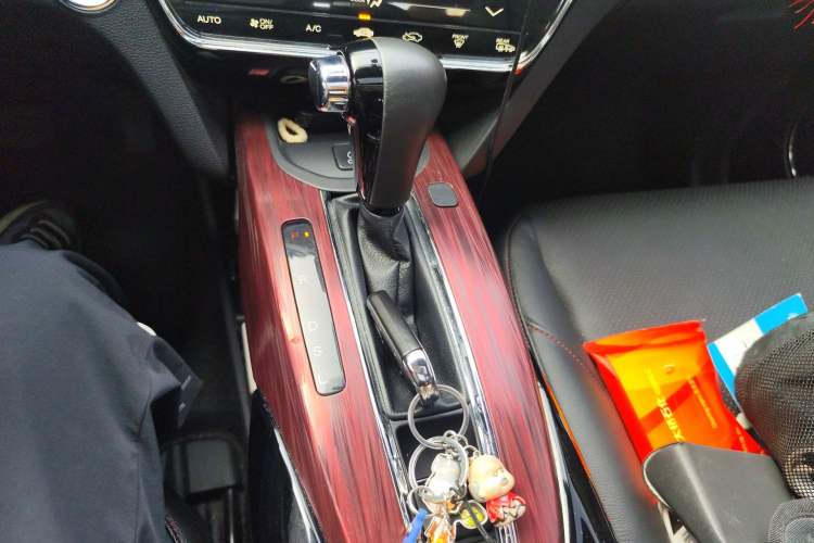 Used Honda XR-V 2017 1.8L VTi CVT Luxury Edition Gear Lever