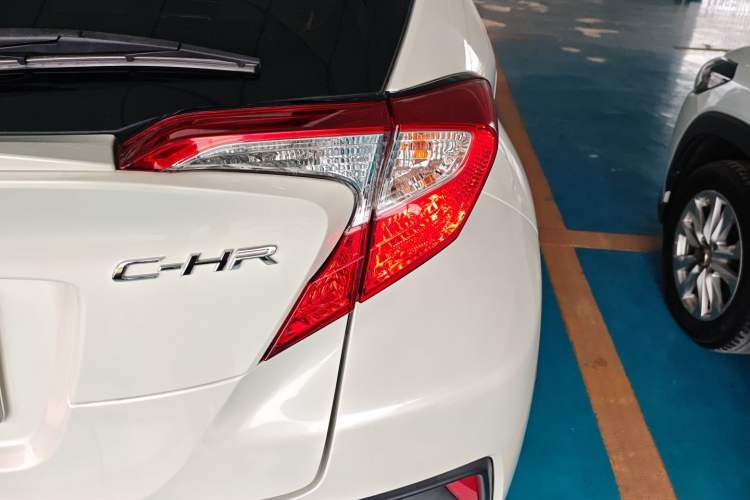 Used Toyota C-HR 2020 2.0L Leading Edition
