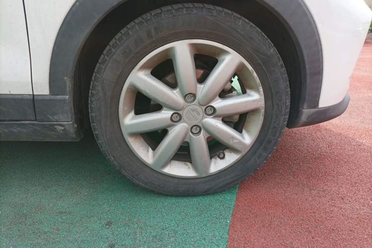 Used Leapmotor T03 2022 Crystal Edition Right Front Wheel Hub