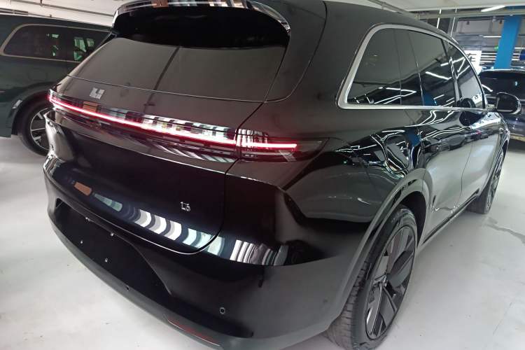 Used Li Auto L6 2025 Pro Smart Refresh Edition Rear Right 45 Deg