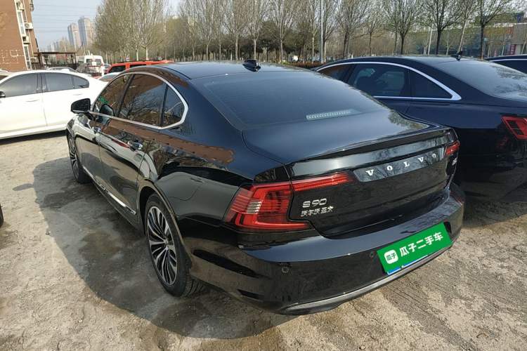 Used Volvo S90 2023 B5 Zhiyi Luxury Edition