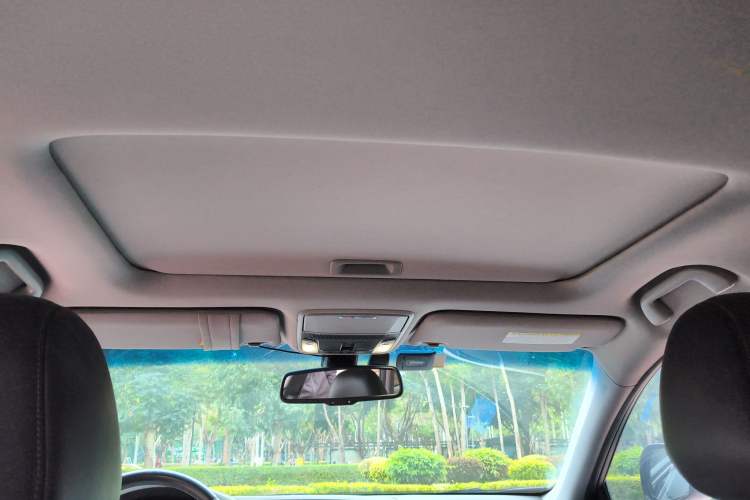 Used Honda Spirior 2015 2.4L Prestige Edition
