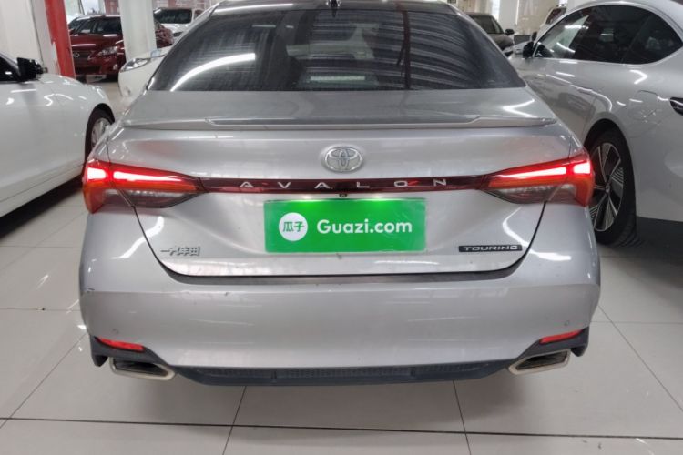 Used Toyota Avalon 2019 2.5L Touring Premium Version China VI Standard